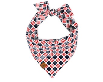 Bandana personalizada para perro con nombre/estampado de bandera estadounidense para el 4 de julio, atuendo patriótico para perro, regalos bordados personalizados para perro