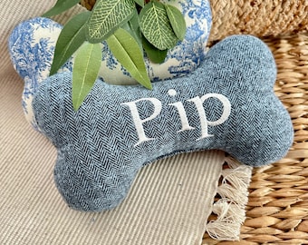 Aangepast hondenspeelgoed, hondenbotspeelgoed geborduurd met naam, gepersonaliseerd speelgoed voor huisdieren, gepersonaliseerde hondencadeaus, nieuw puppyspeelgoed, verjaardagscadeau voor honden