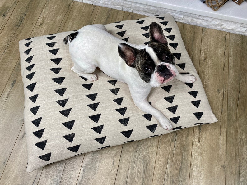 Cream Mud Cloth Dog Bed Cover, Boho Triangle Pattern Dog Bed, Modern Pet Bed, Sustainable Pet Bedding, Hypoallergenic Pet Bedding Cover image 8