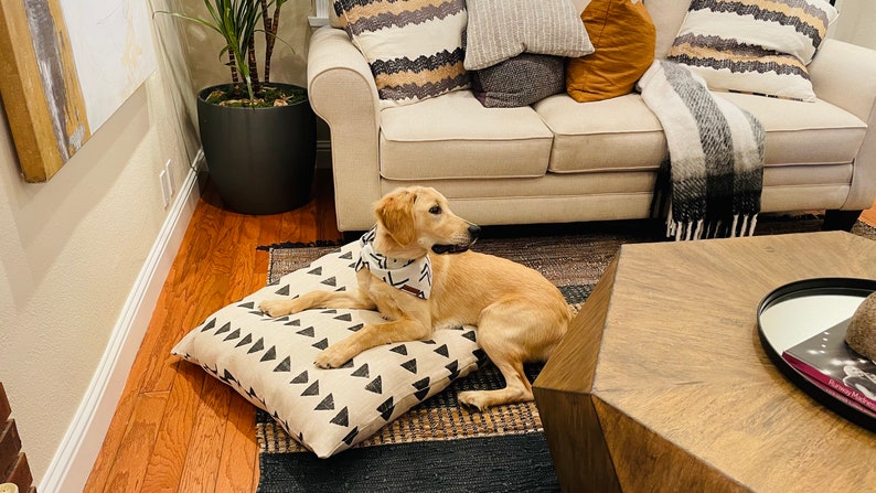 Boho Dog Bed Duvet// Chic Triangle Pattern Dog Bed Cover // - Etsy
