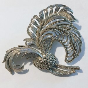 Vintage Oscar de la Renta Silver Brooche Art Deco