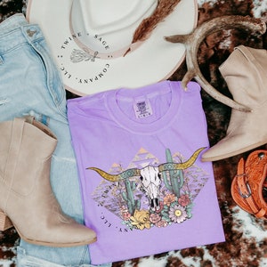 Cow Skull Shirt, Horse Shirt, Western Shirt, Cow Shirt, Graphic Tee Shirt, Comfort Colors Shirt