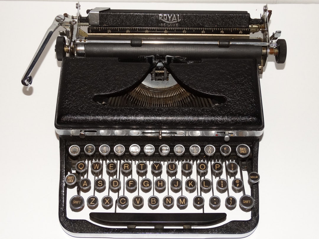 ANTIQUE ROYAL TYPEWRITER Vintage 1935 Etsy