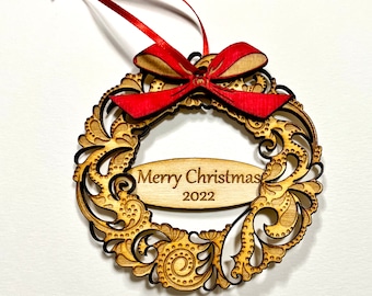 Christmas Ornament - wreath / Wood wreath / Custom ornament
