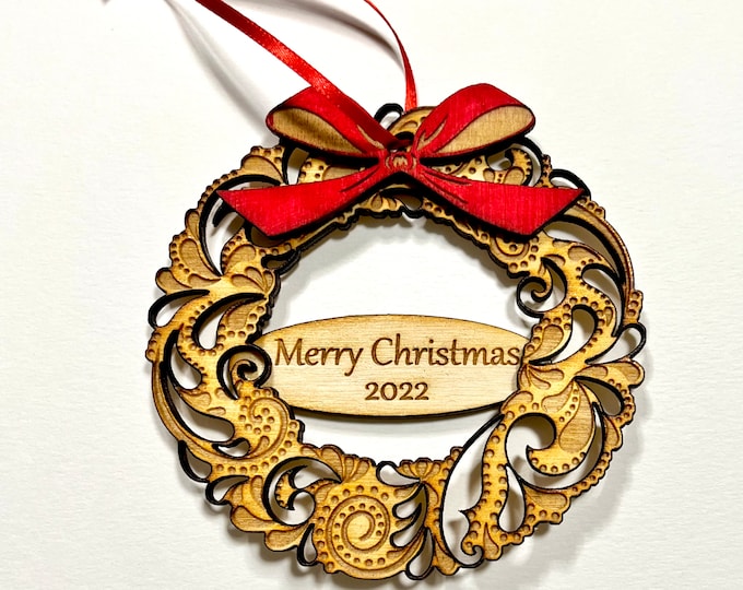 Christmas Ornament - wreath / Wood wreath / Custom ornament