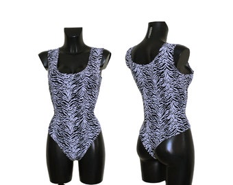 Ärmelloser Bodysuit mit Rundhalsausschnitt und Schwarz-Weiß-Zebradruck für Damen