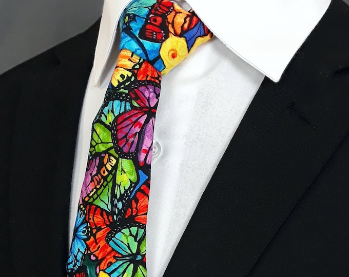 Ties with Butterflies – Mens Necktie with Butterfly Pattern.