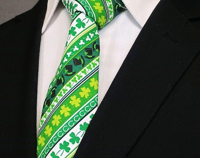 St Patricks Day Ties – Mens White and Green St Patricks Day Necktie, Also Available as a Skinny Tie.