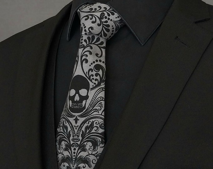 Light Gray Skull Tie – Light Gray Skull Necktie.. Pocket Square not included..