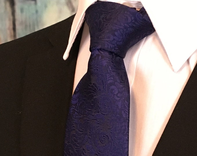 Grooms Necktie – Mens Purple Floral Tie