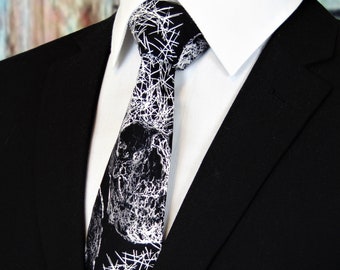 Gothic Skull Tie – Mens Spooky skull necktie.