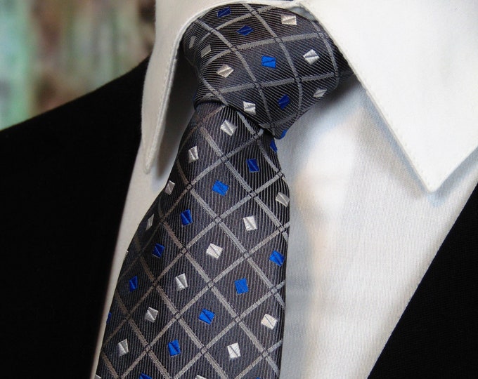 Silk Ties for Men – Mens Gray Geometric Necktie.