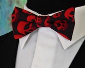 Skull Bow Tie – Red and Black Mens Skull Bowtie.