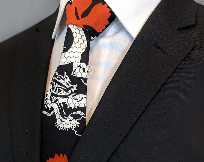 Necktie Dragon – Black and White Dragon Tie