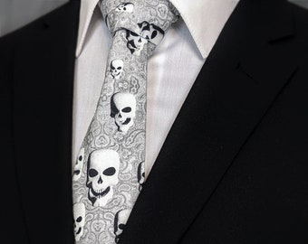 Grey Skull Necktie – Mens Gray Goth Skull Tie