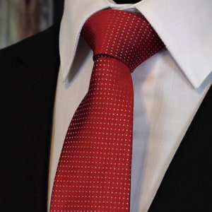 Red Silk Necktie – Mens 100% Silk Tie with Red and Silver