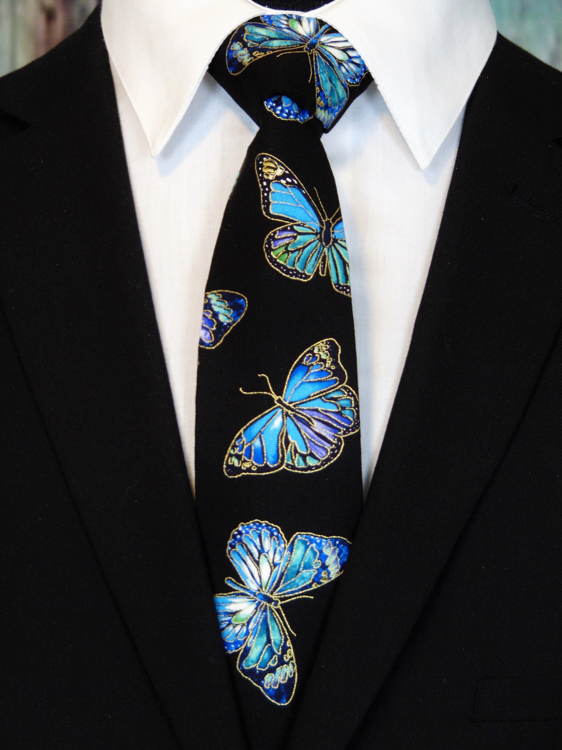 necktie butterfly