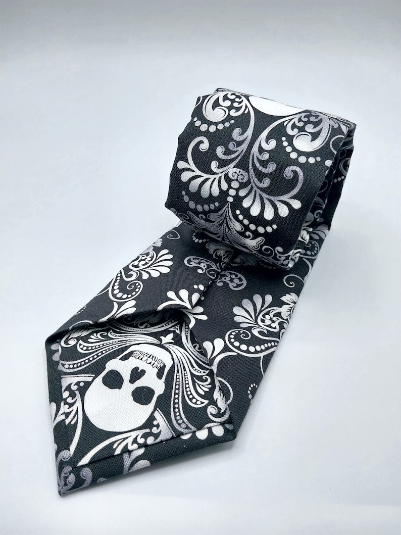 Skull Necktie Skull Tie, Please read item description, Skull necktie only, pocket square not included image 3