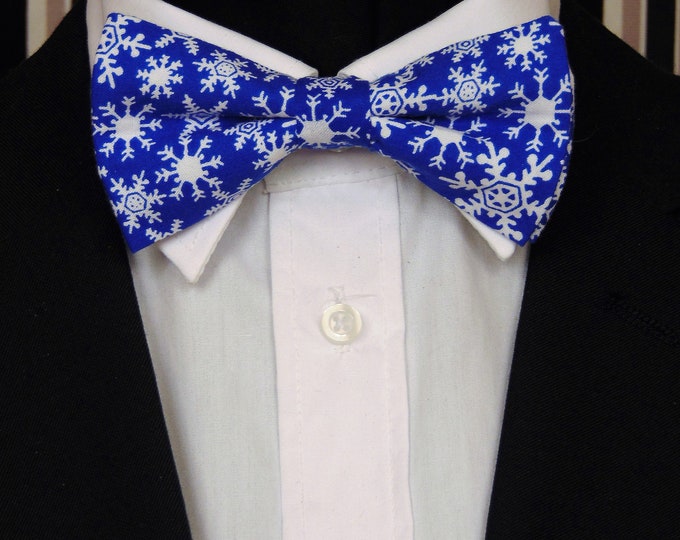 Christmas Bow Tie – Christmas Snowflake Mens or Boys Pre Tied Bow Tie.