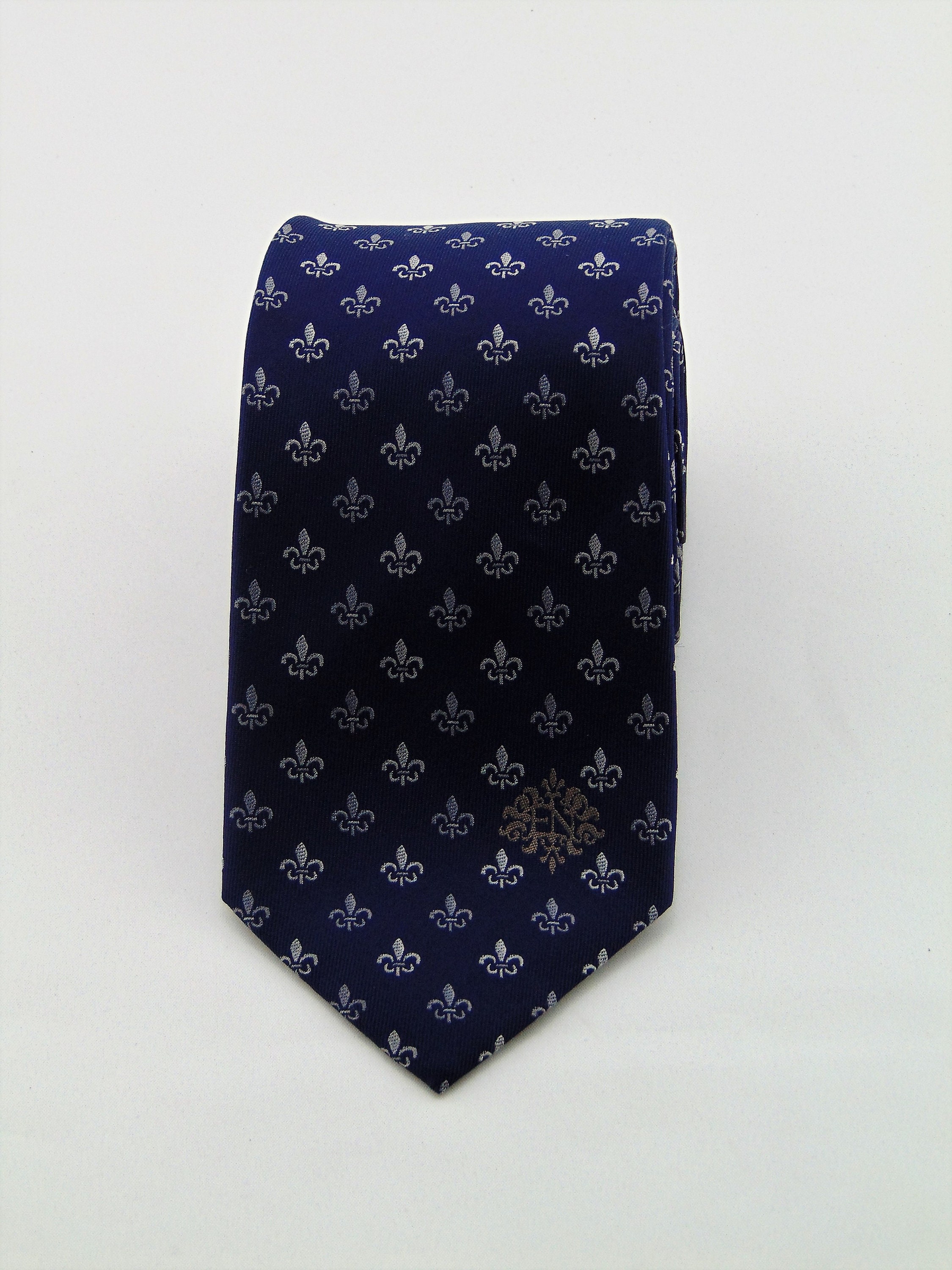 Fleur de lis tie, by Cyberoptix