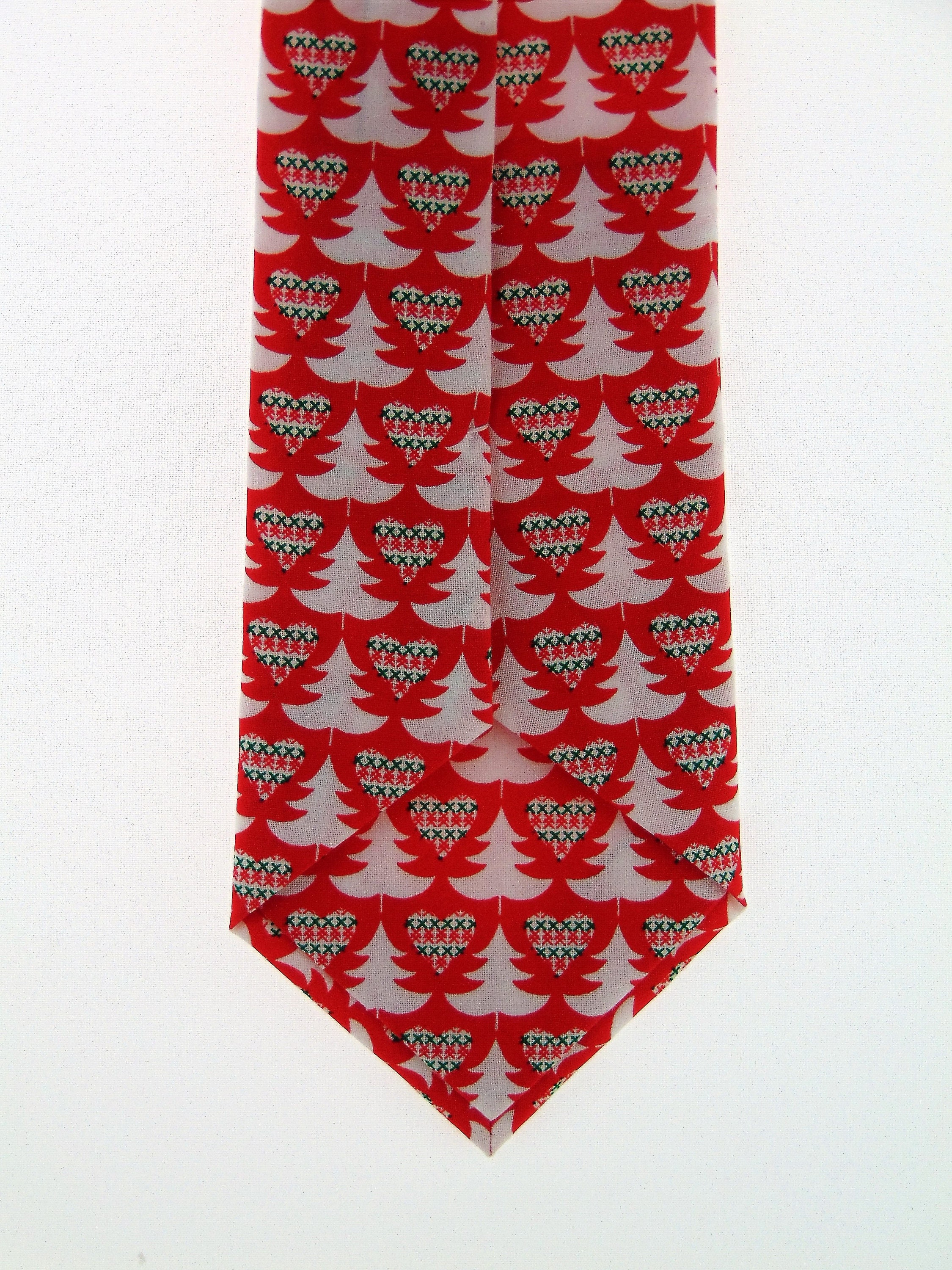 tacky christmas tie