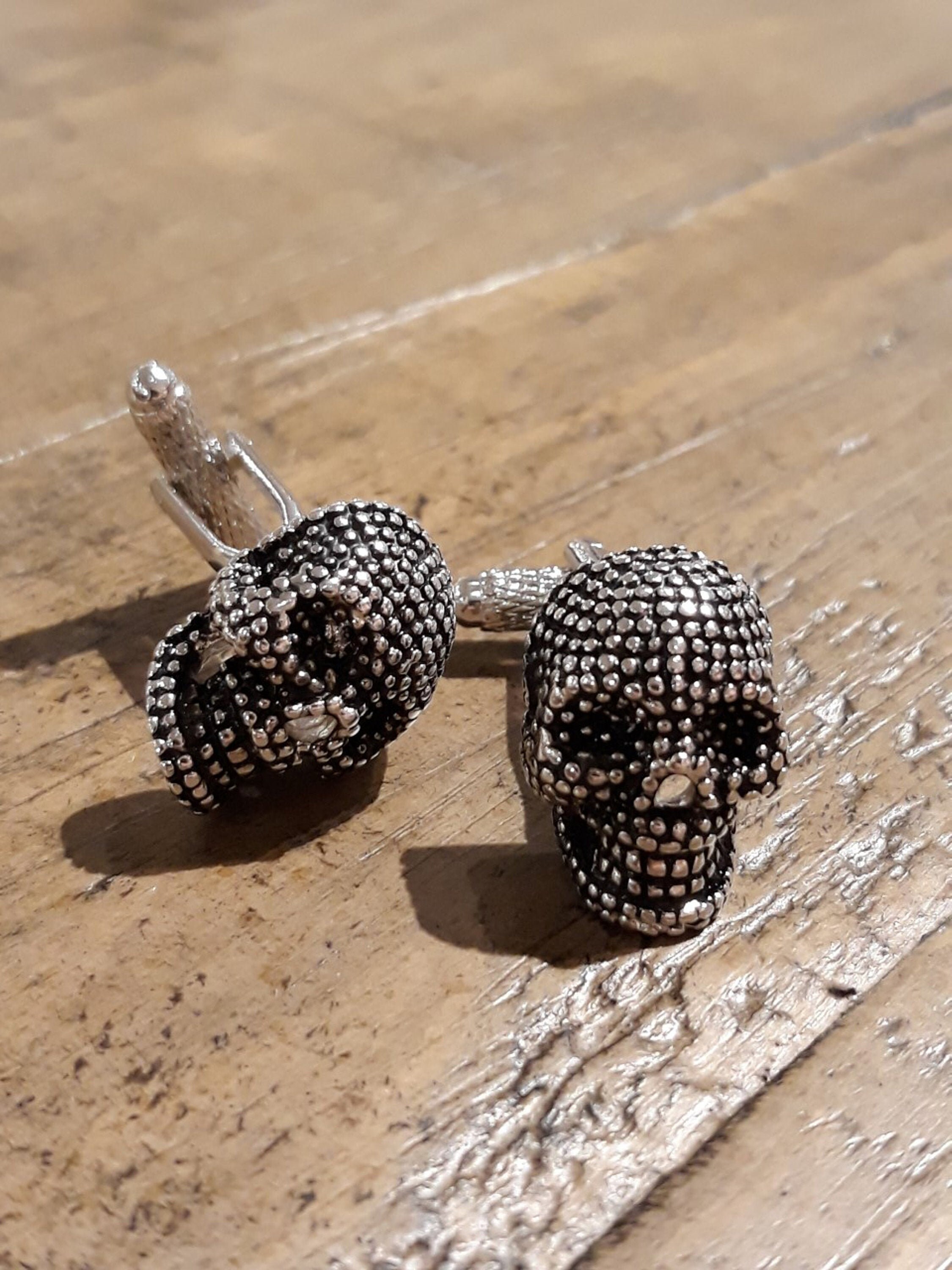 Skull Cuff Links Mens Gothic Cuff Links