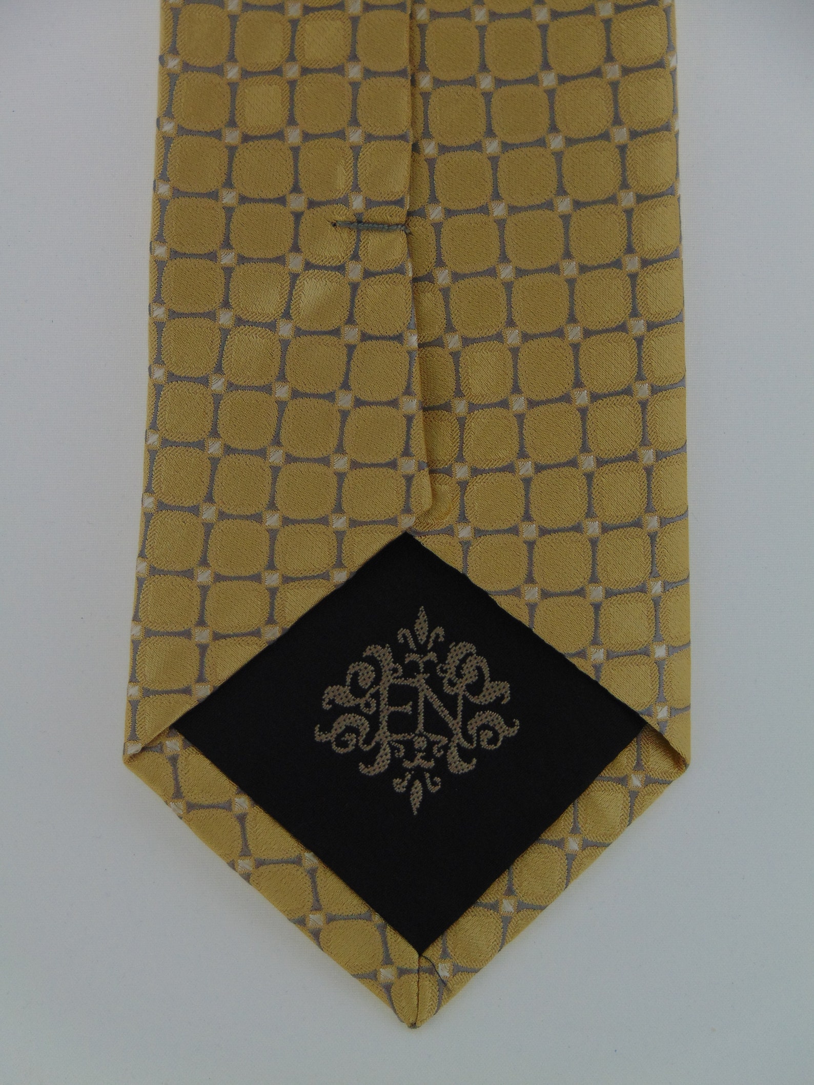 mens gold necktie