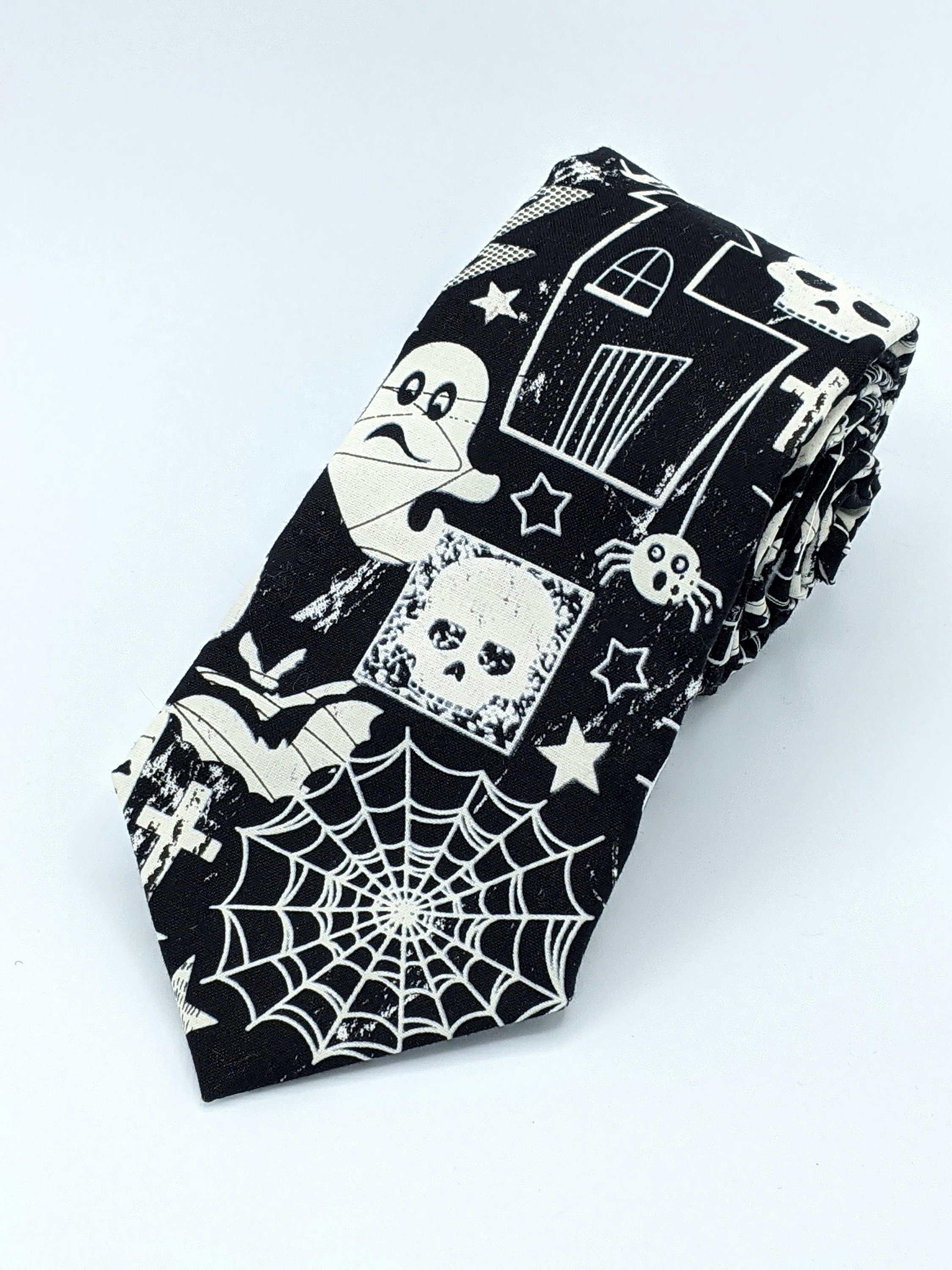 Halloween Spider Skull Tie – Glow in the Dark Necktie with Spiders and ...
