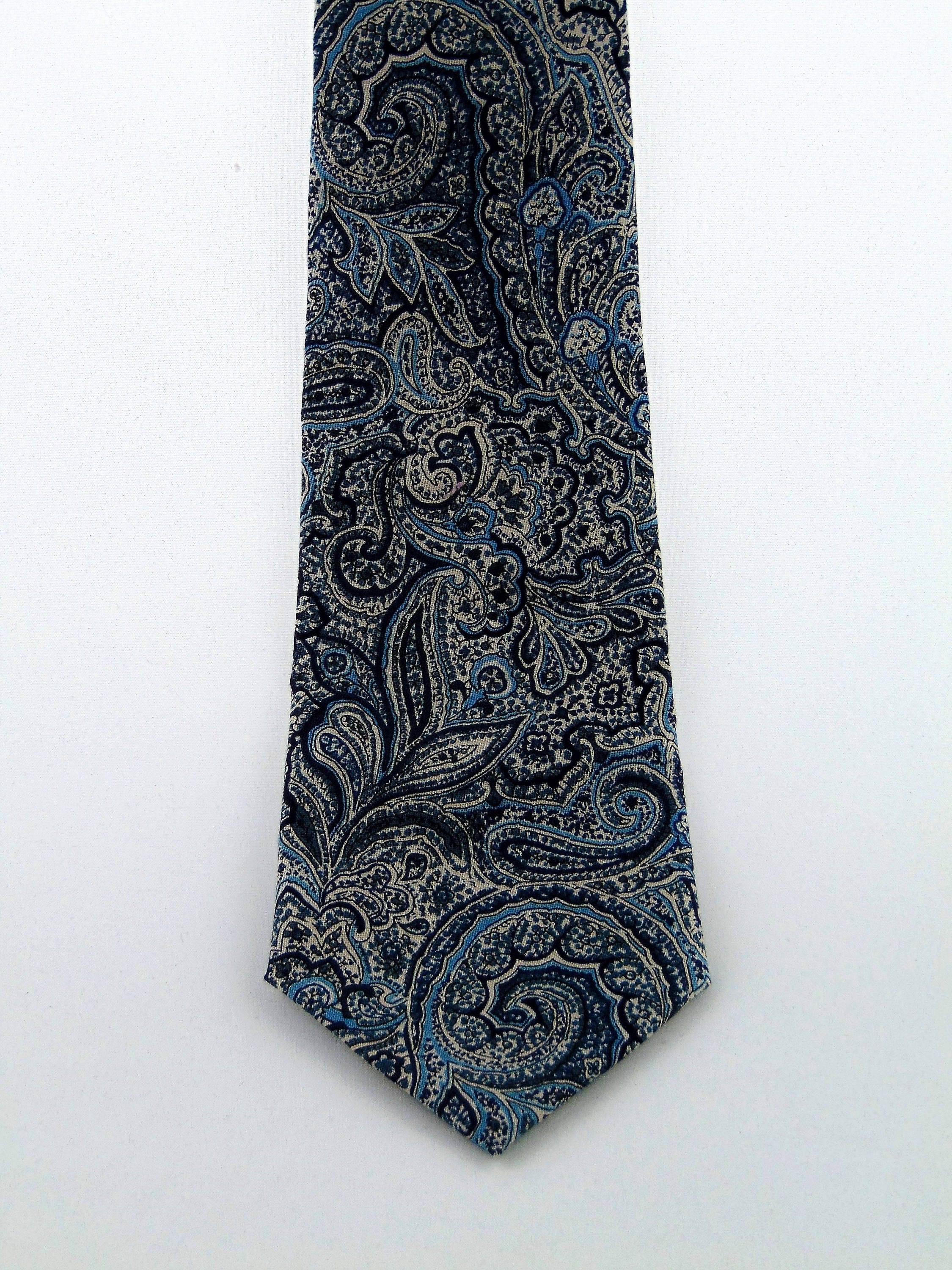 Blue Paisley Tie – The Perfect Blue Paisley Neck Tie for Wedding and ...