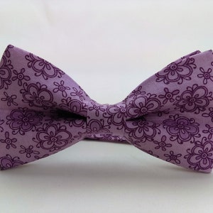 Pink Bow Tie, Pink Bowtie, Floral Bow Tie, Floral Bowtie, Mens Bow Tie, Fathers Day, Birthday, Gift, Wedding, Christmas, Prom, Purple, Dad
