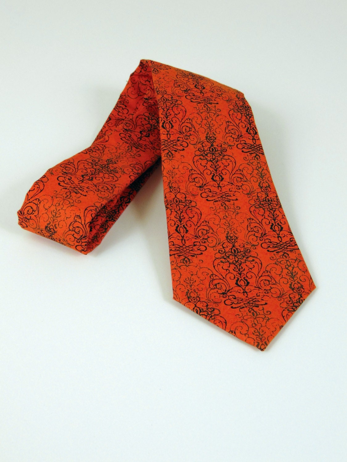 necktie orange