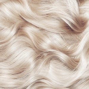 プラチナブロンドヘアエクステンション - スラブ人毛 - レミーヘア - クリップインエクステンション - ロングヘアエクステンション - ブロンドヘア - ウェフトヘア