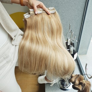 ブロンドのヘアエクステンション - スラブ人毛 - 天然人毛 - レミーヘアエクステンション - 長さ 20 インチ - クリップインエクステンション - ロングヘア