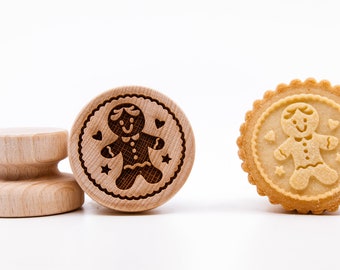 No. 012 Wooden stamp deeply engraved " Gingerbread Man"