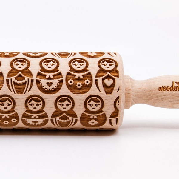 No. R106 Matryoshka Babushka Russian Dolls Embossing rolling pin Engraved rolling pin