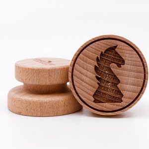 N 236 Timbre en bois profondément gravé cavalier d'échecs, cadeau de Noël, jouets en bois, timbre, cadeau de cuisson, image 1