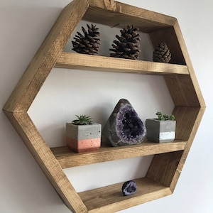 Hexagon shelf, honeycomb shelf, hexagonal shelf, rustic shelf, wood shelf, geometric, crystal shelf, display shelf, hexagon, triangle shelf