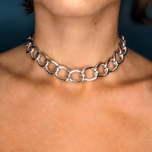Chunky silver chain choker