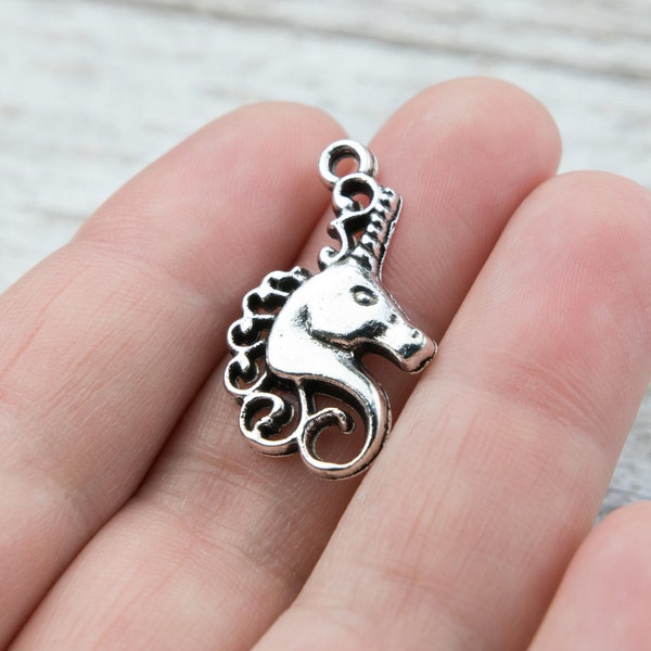 BULK 50 PIECES Unicorn pendant, unicorn charm, unicorns, unicorn, Unicorn antique silver tone pendant, Unicorn head pendant G45531
