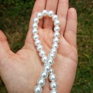 1 Strand White Glass Pearl Beads, 8mm diameter 1mm hole B08901H