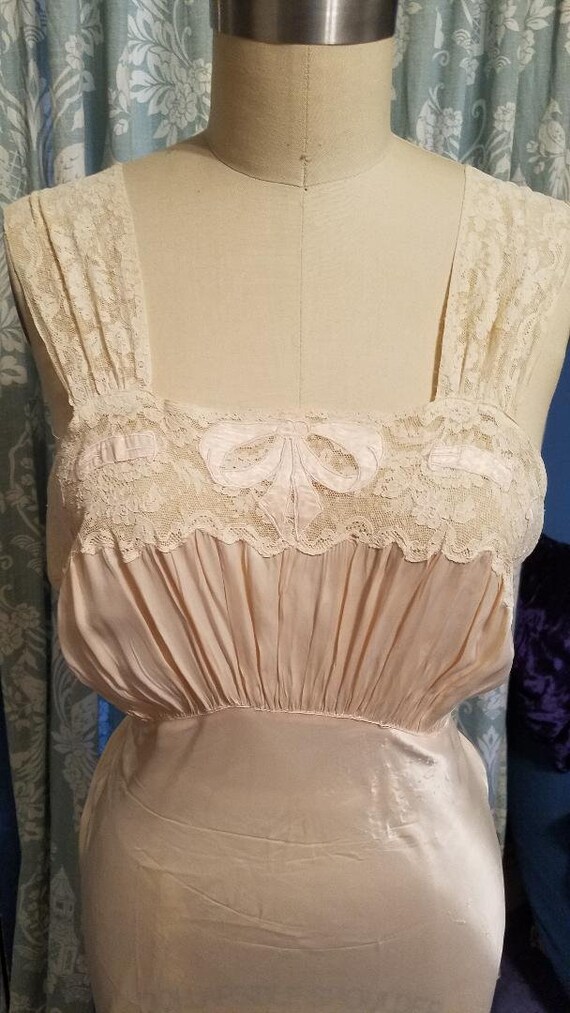 Vintage nightgown 1930s