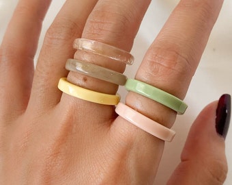 Acrylic Resin 5 Rings Set - Dainty Pastel Spring Colors Set