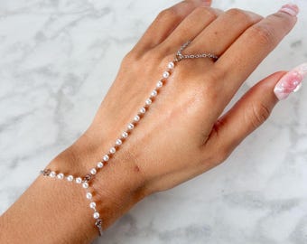 Stainless Steel Silver Imitation Pearl Hand Chain