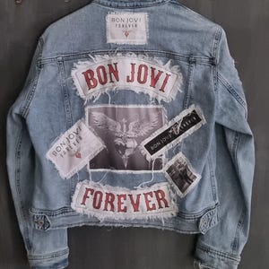 Giacca rock ispirata a Bon Jovi Forever 2026 – Pezzo unico, realizzata a mano su misura, taglia L