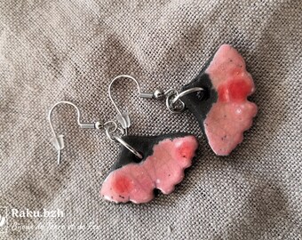 GINKGO leaf ceramic raku earrings, jewelry inspired by nature, natural jewelry, red and pink enamel