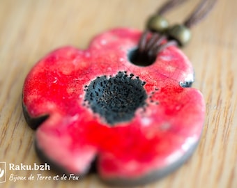 Collier fleur en raku céramique POPI SIMPLE, différentes variantes, bijoux fleur inspirés par la nature, émail rose moucheté de rouge