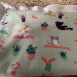 Handmade fleece pet blanket, yoga dogs and cats!