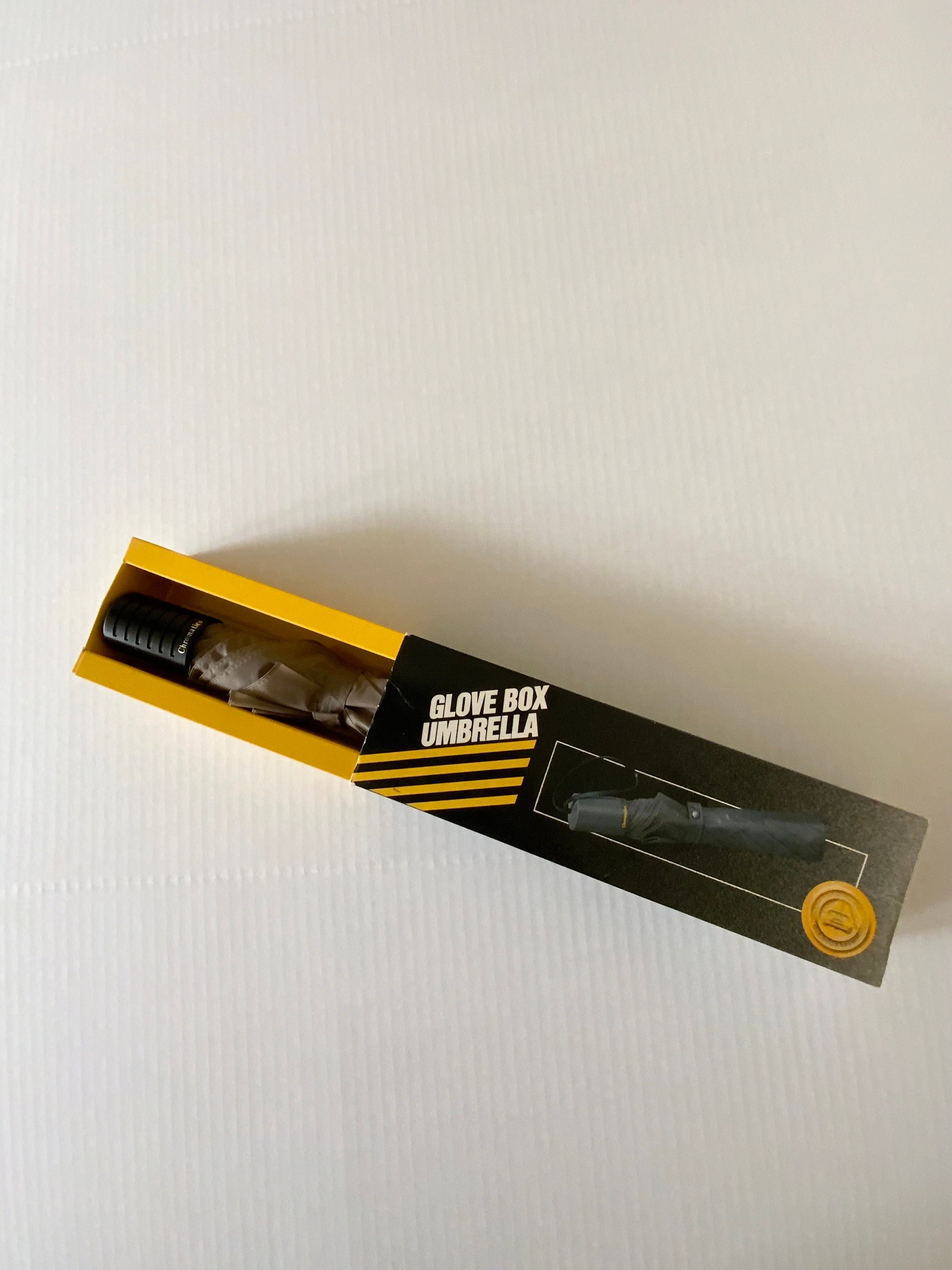 Vintage 1990 Chromatics Glove Box Umbrella, Great Condition, In Box, Beige