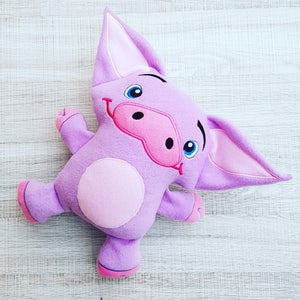 Piggle ITH Stuffie Embroidery Machine Pattern