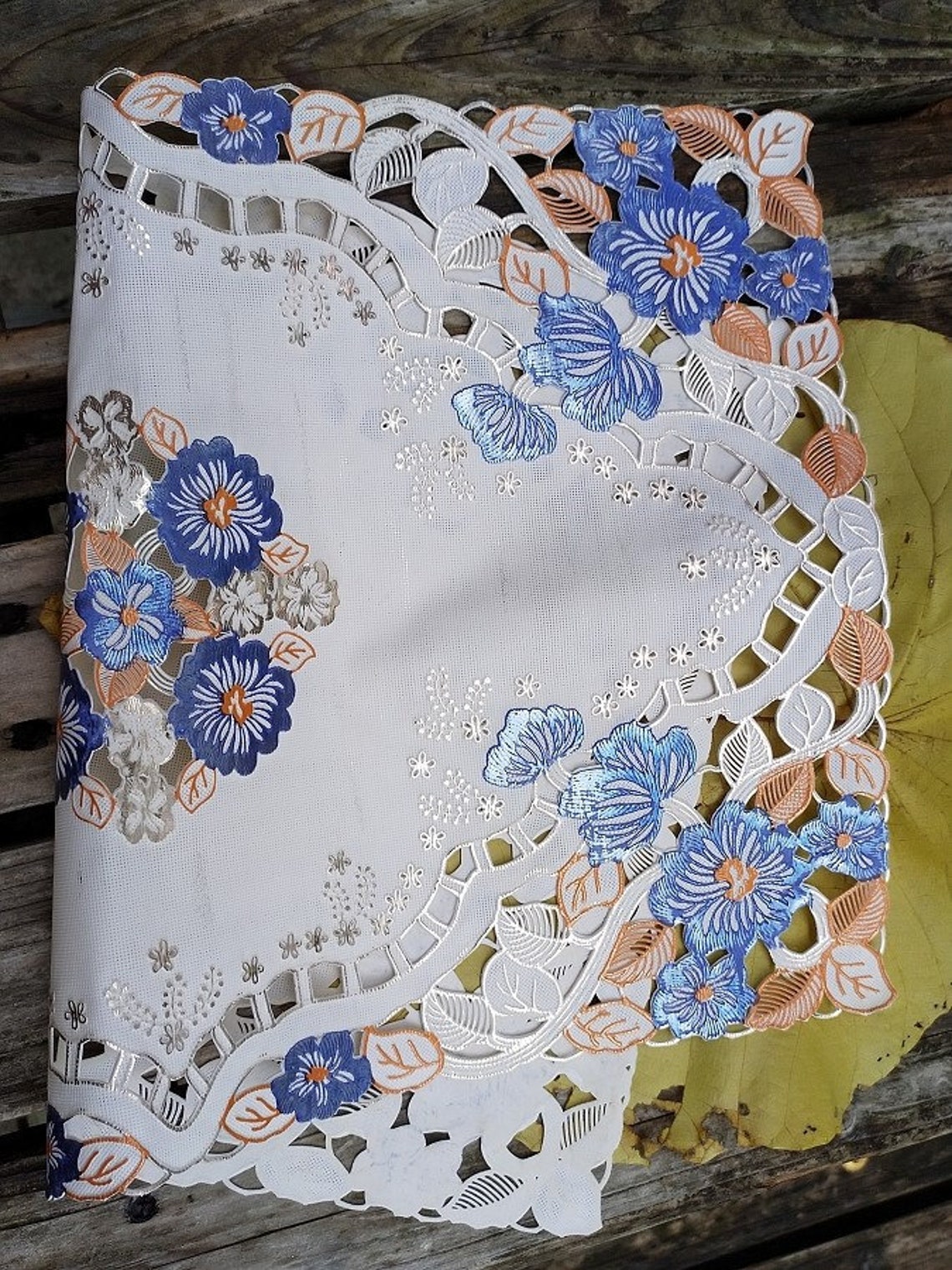 Elegant Colorful Plastic Lace Table Matoutdoor Doiliestable Etsy